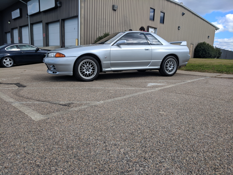 R32s are not a particularly rare sight in Virginia, but GT-Rs are still cool to see.